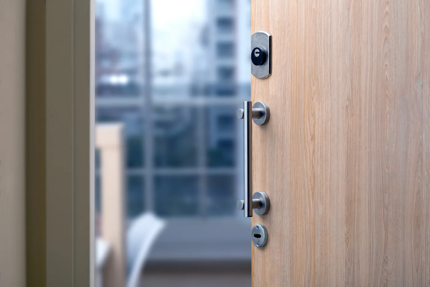 Porte d'entrée résidentielle équipée d'une serrure de sûreté dans le 16e (75016)